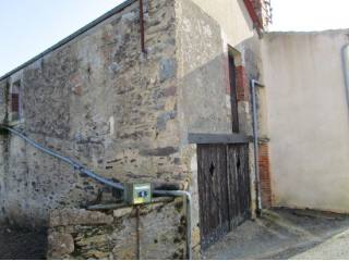 Barn to Restore in Rural Community