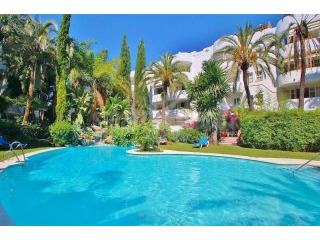 Apartment For Sale In Golden Mile..