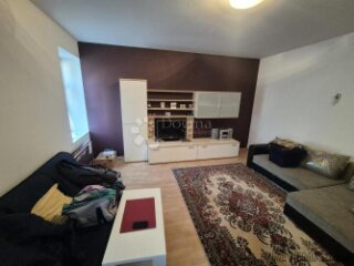 Kuća u centru Mihovljana sa ogromnim podrumom i 3.864m² zeml