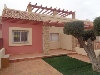 2 Bedrooms - Villa - Murcia - For Sale
