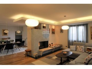Rovinj,unikatni luksuzni stan 146m2,garaže 88m2