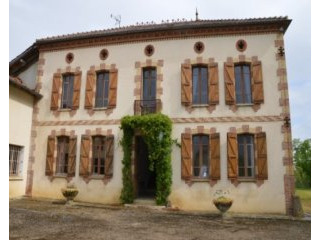 Impressive maison de maitre with 3ha..