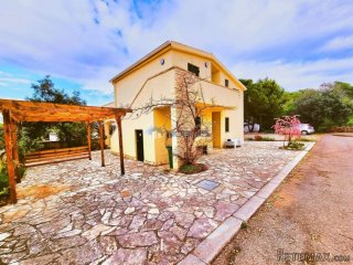 Zadar, Vir, kuća sa 2 app sa pogledom na more i Velebit