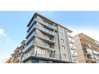Immaculate 2-bedroom apartment in town..
