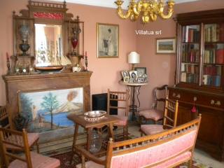 Villa - For Sale - East of Lucca &..