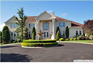 8 bedroom Flat For Sale: 9 Meadows Run..