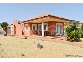 NEW & EXCLUSIVE TO VOSS HOMES - A modern, homely, well..
