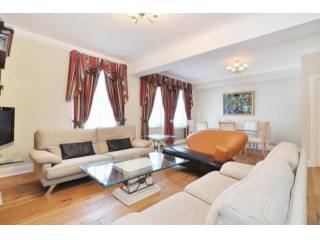 3 Bedrooms - Apartment - London - For..