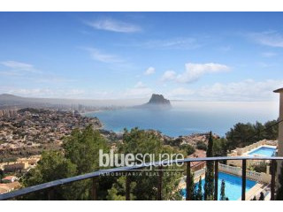 Superb villa with magnificent sea views