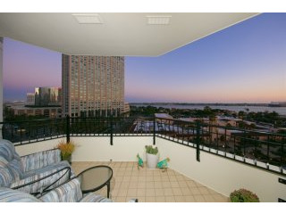 700 W Harbor Drive, 1003