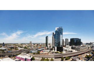 Modern Winner with City and MCG Views!