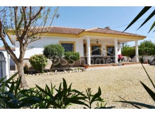NEW & EXCLUSIVE LISTING TO VOSS HOMES - A beautifully..