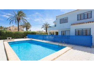 5 Bedroom 3 Bathroom Villa In Cabo..