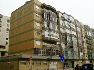 Apartment in Lisbon next to the Metro..