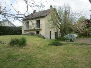 Detached House For Sale