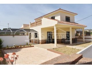 NEW & EXCLUSIVE LISTING FOR VOSS HOMES - A beautifully..