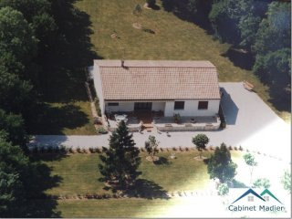 Bungalow To Modernize With Garden..