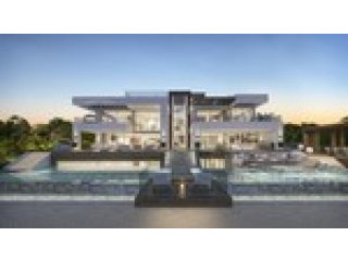6 Bedrooms - Villa - Malaga - For Sale