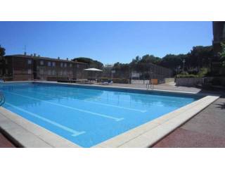 APARTMENT WITH POOL CLOSE TO THE CENTER..