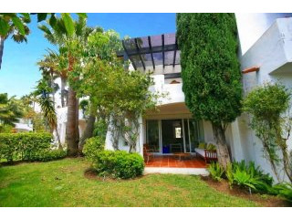 3 bedroom town house for sale