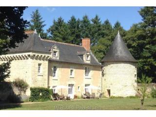 8 bedroom Manor House For Sale: 37500..