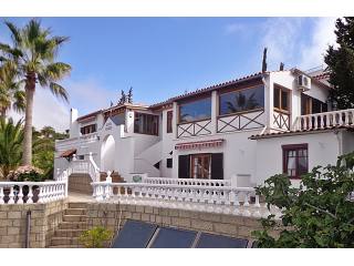 5 Bedrooms - Chalet - Arona - For Sale