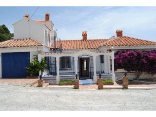 Chalet for Sale in Competa, Competa..
