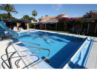 Villa - Absolutely stunning Andalusian..