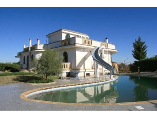 V000104, Two Storey Villa With Pool And..