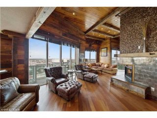 3 bedroom Flat For Sale: 350 SE 2ND ST..