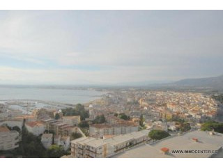 ROSES: Beautiful penthouse with a..