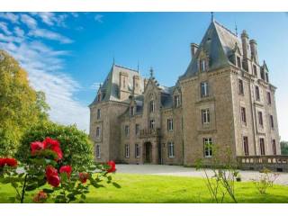 15 bedroom Castle For Sale: 53500 LAVAL