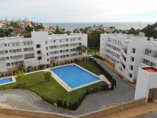 Apartment - 2 bed/1 bath second floor..