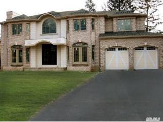 8 Knoll Ln Roslyn Heights, NY 11577