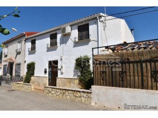 NEW & EXCLUSIVE LISTING TO VOSS HOMES - THIS REALLY IS A..
