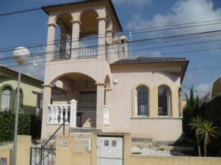 2 Bedrooms - Villa - Alicante - For Sale