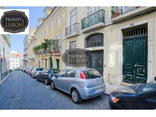 2 Bedroom Apartment/Office for Sale in..