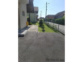 PREDIVNA POTPUNO OPREMLJENA KUĆA