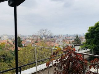 Zagreb, Maksimir, kuća - investicija , kuća 140m2 i 660 m2 o..