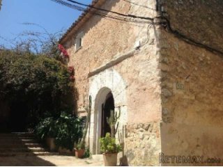 Town house in Jornets which has been totally reformed..