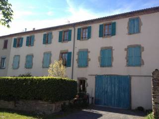 Great Investment Opportunity: House..
