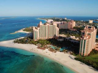 Apartment/townhouse - Enjoy views of..