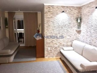 Zagreb, Podsused, 1.kat, dvije sp. sobe, lift za osobe sa..