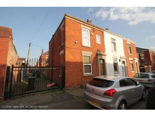 30 St Christophers Rd, Preston