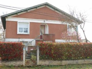 Three-Bed House In The Natural Park..