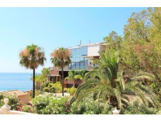 4 Bedrooms - Villa - Alicante - For Sale
