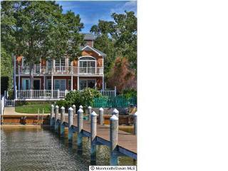 5 bedroom Flat For Sale: 715 Princeton..