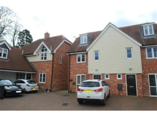 3 Bedroom Town House