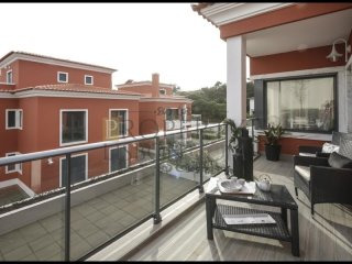 Brand New Duplex T4 Cascais Apartment..