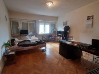 Zagreb, Centar (Savska)- 69m2, 3.kat